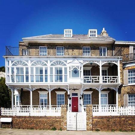 Flat 4 Marine Parade House, 1 East Cliff- Next To Dover Port, White Cliffs, Beach, Castle Екстер'єр фото