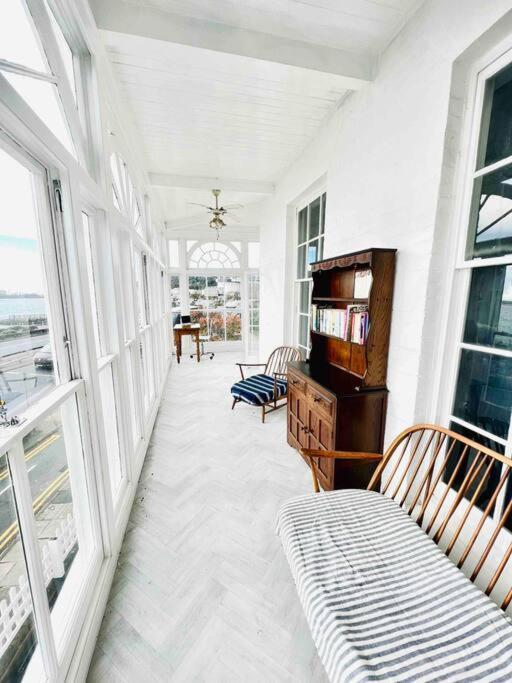 Flat 4 Marine Parade House, 1 East Cliff- Next To Dover Port, White Cliffs, Beach, Castle Екстер'єр фото