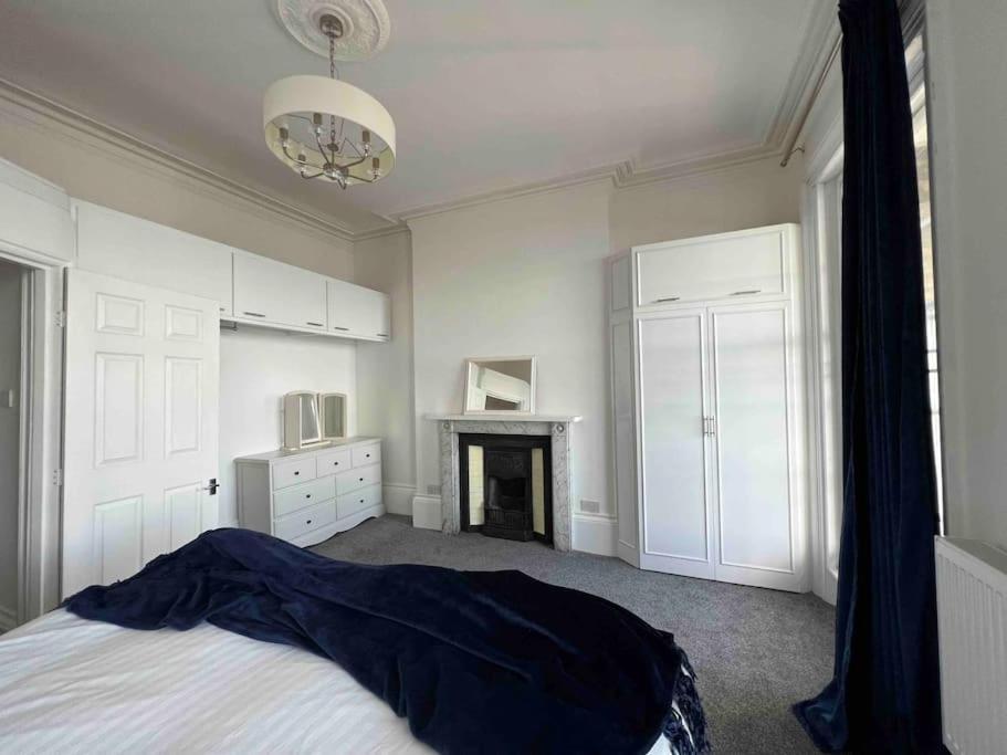Flat 4 Marine Parade House, 1 East Cliff- Next To Dover Port, White Cliffs, Beach, Castle Екстер'єр фото