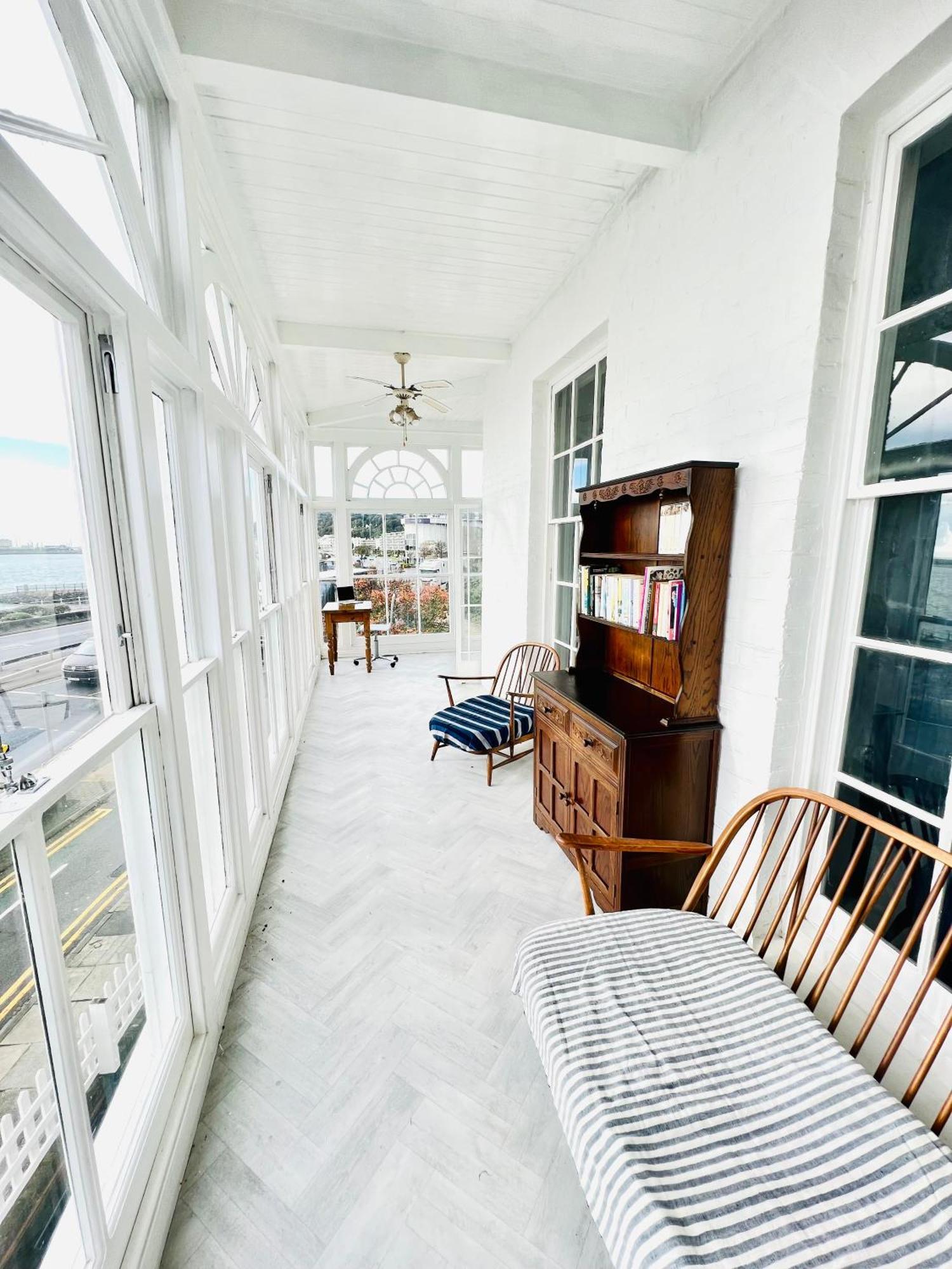 Flat 4 Marine Parade House, 1 East Cliff- Next To Dover Port, White Cliffs, Beach, Castle Екстер'єр фото